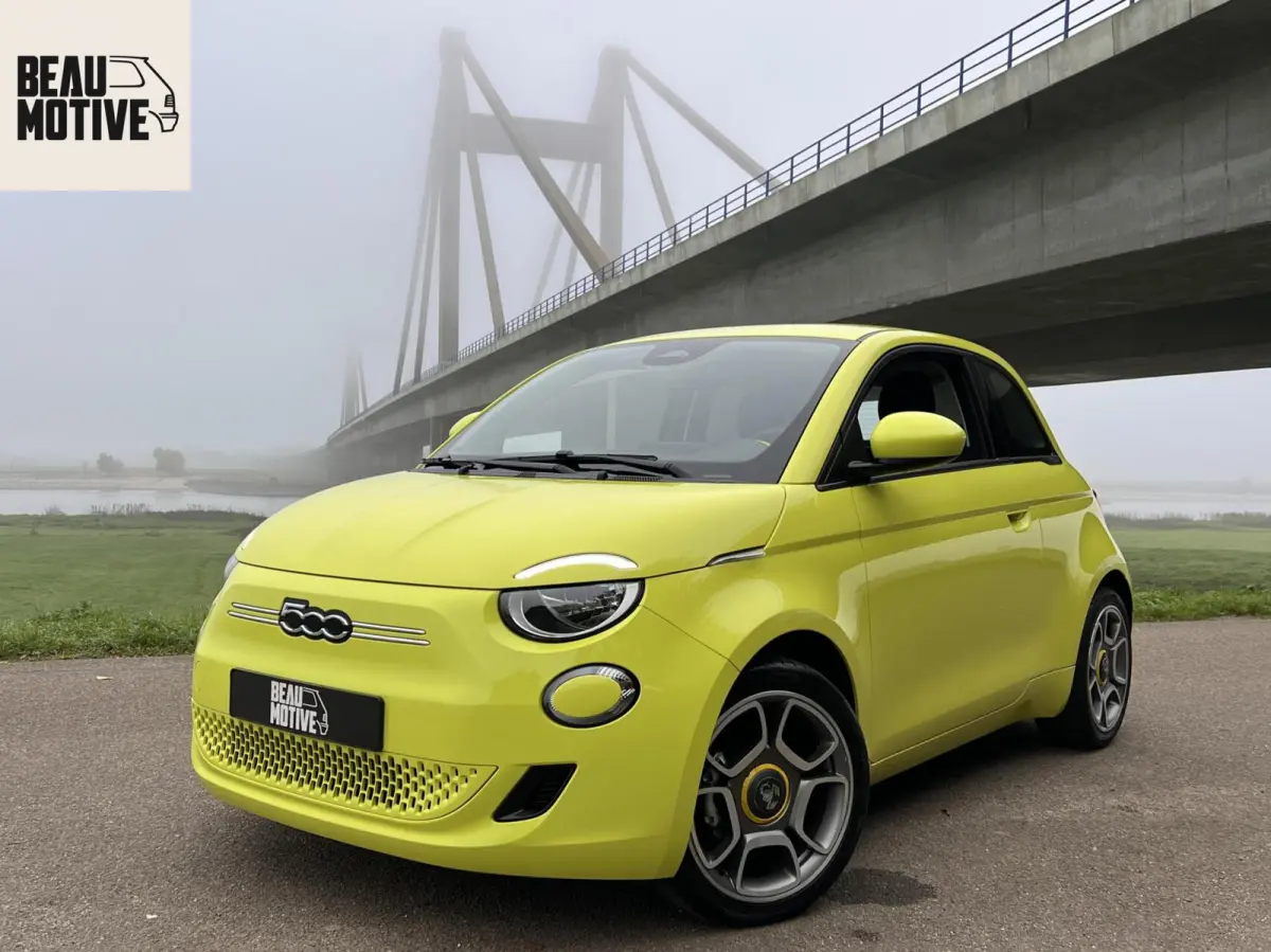 *Abarth 17” Mugello* 24 kWh / CarPlay / 4x Assist