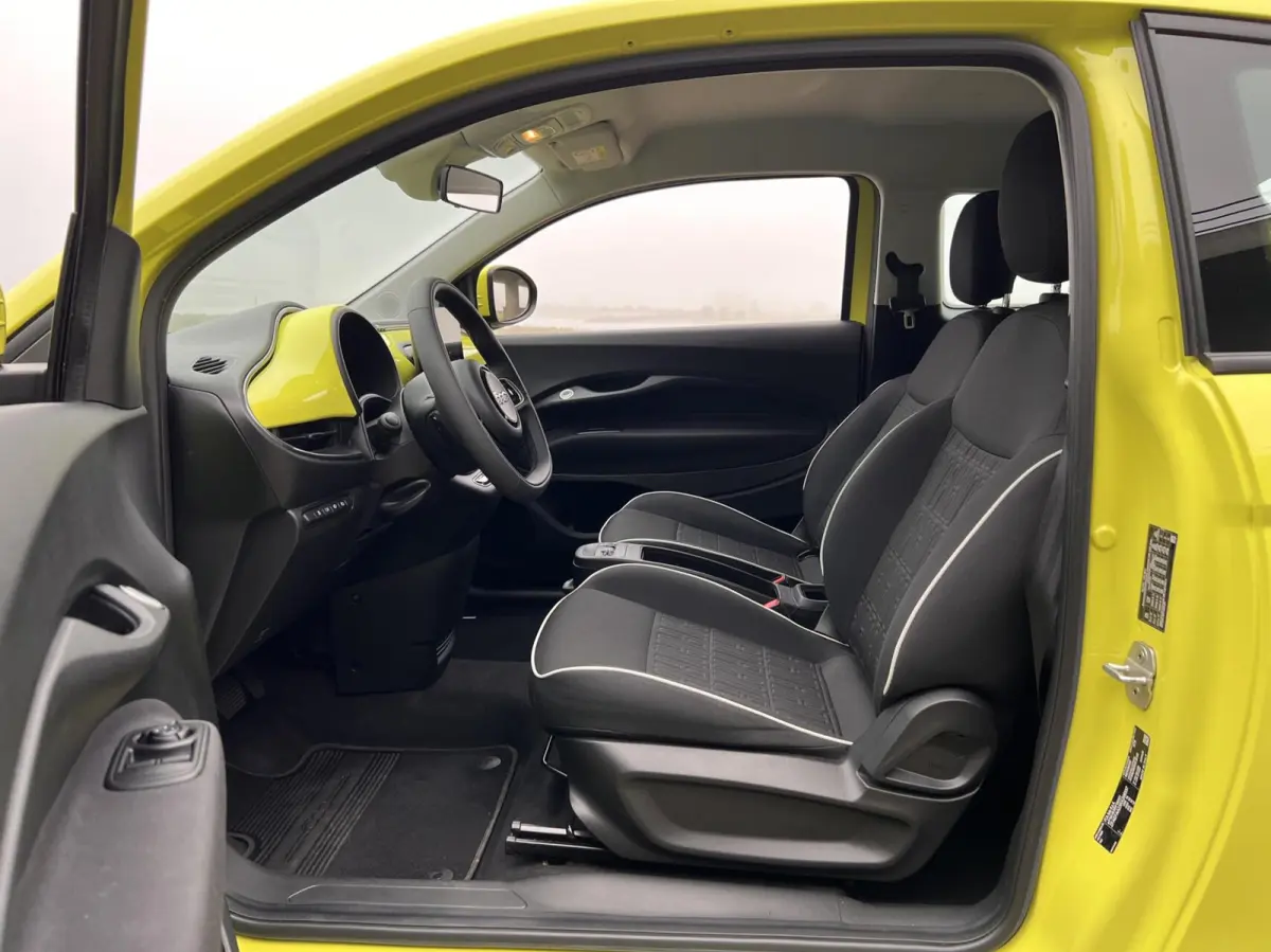 *Abarth 17” Mugello* 24 kWh / CarPlay / 4x Assist