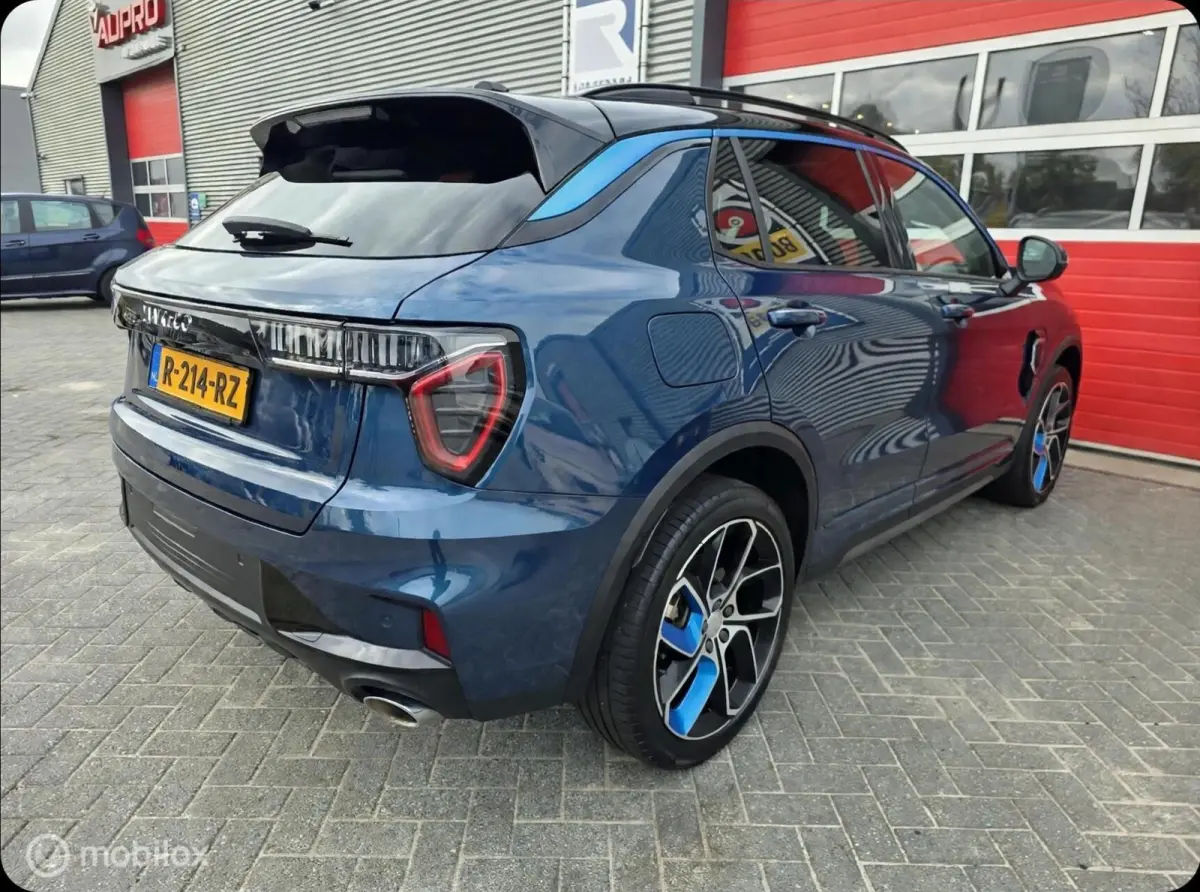- 1.5 261PK Plug-in Hybrid, Pano, Camera , Apple Carplay✅NL AUTO