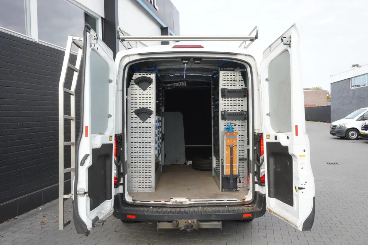 2.0 TDCI 170PK L2H2 Automaat EURO 6 - Airco - Navi - Cruise - €17.950,- Excl.