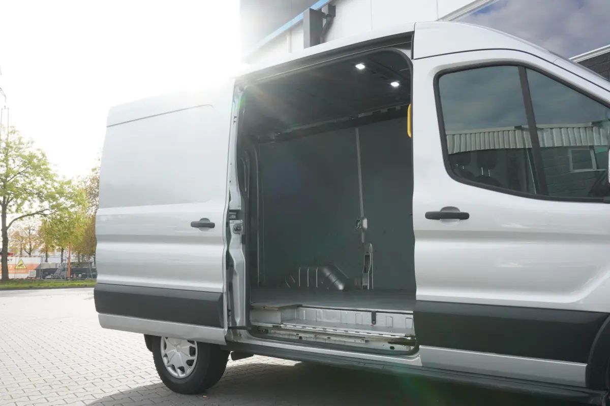 2.0 TDCI 130PK L2H2 EURO 6 - Airco - Cruise - PDC - €15.900,- Excl.