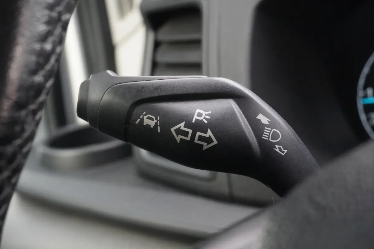 2.0 TDCI 130PK L2H2 EURO 6 - Airco - Cruise - PDC - €15.900,- Excl.