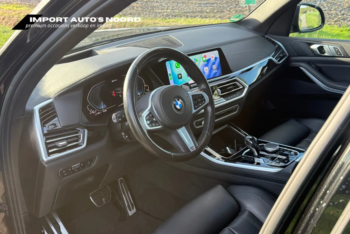 XDrive45e High Executive Pano Trekhaak Luchtvering Sfeerverlichting ACC Memory