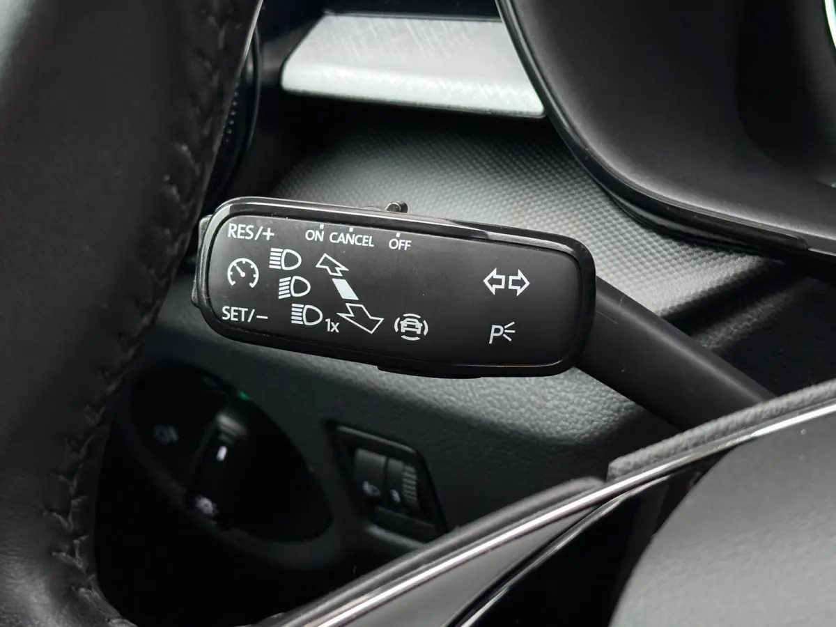1.0 TSI Ambition|Navigatie|Cruise|Apple Carplay|Android Auto