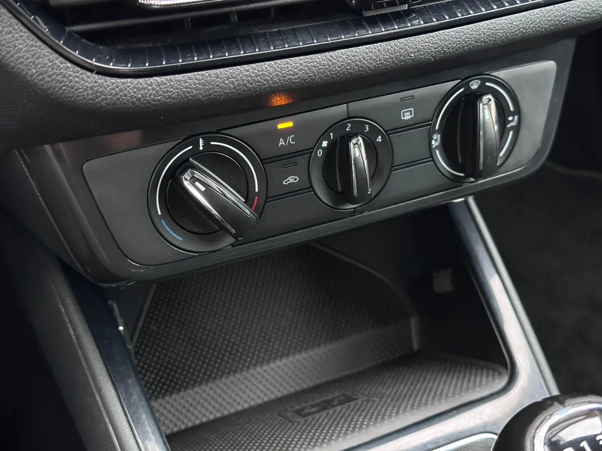 1.0 TSI Ambition|Navigatie|Cruise|Apple Carplay|Android Auto