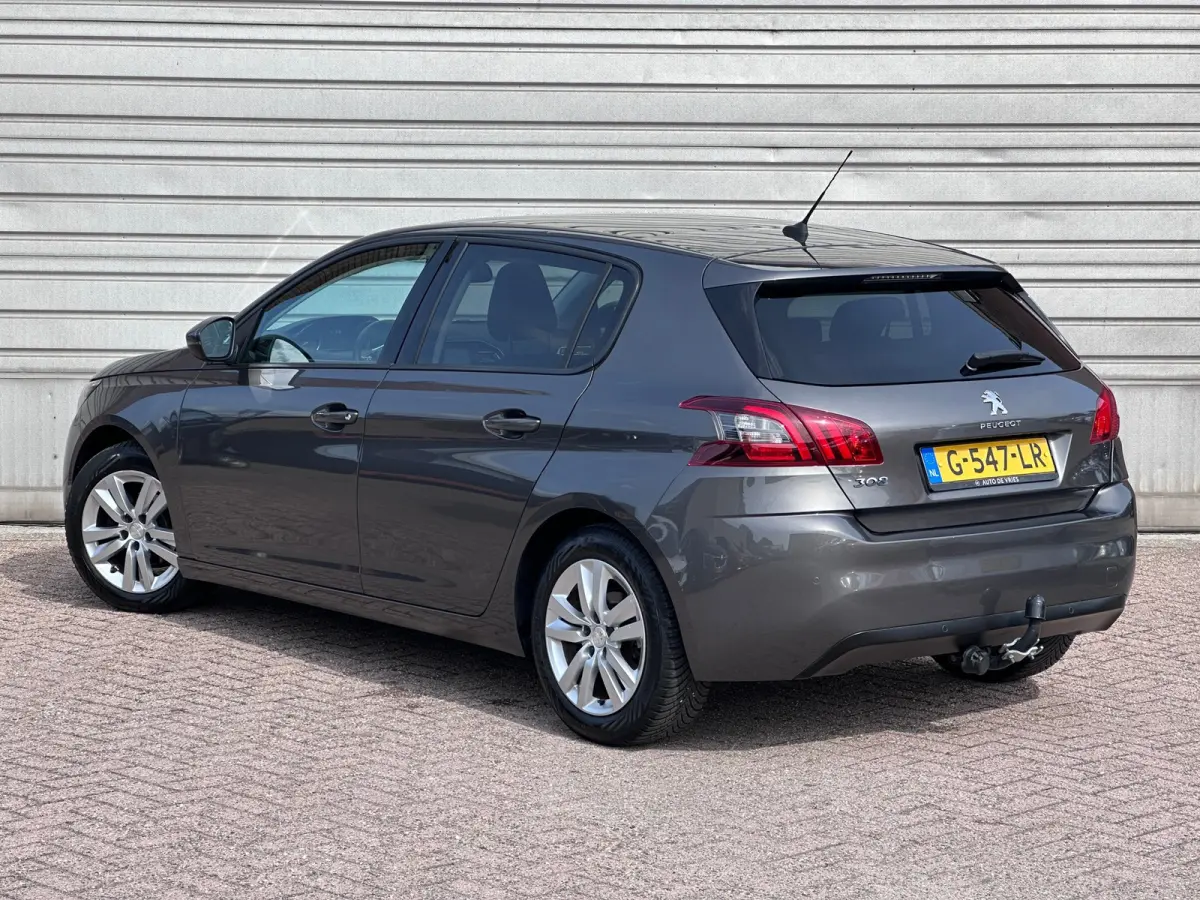 1.2 PureTech 110 pk Blue Lease Executive|Pano|Trekhaak