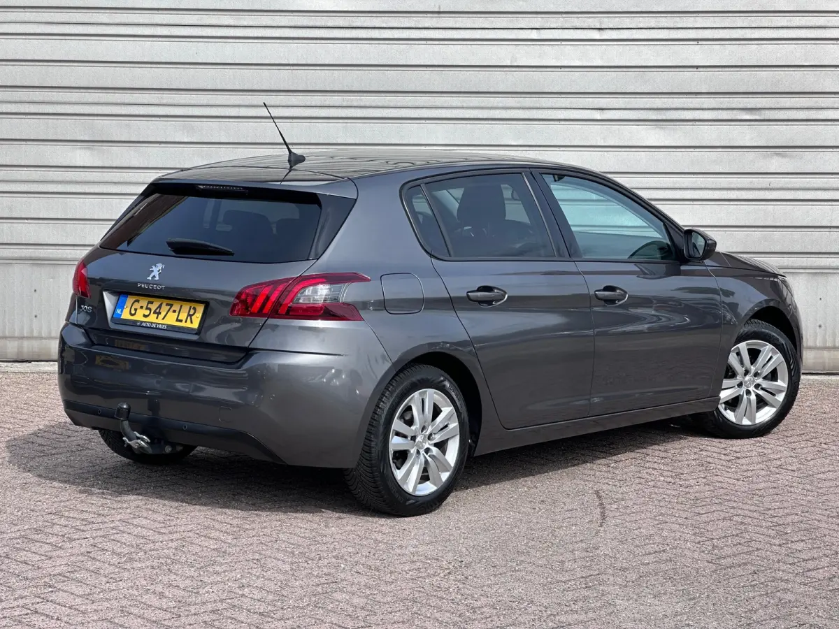 1.2 PureTech 110 pk Blue Lease Executive|Pano|Trekhaak