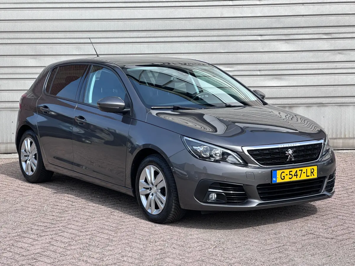 1.2 PureTech 110 pk Blue Lease Executive|Pano|Trekhaak