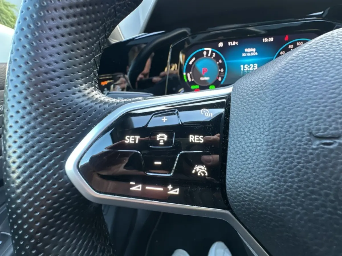 1.4 TSI GTE PANO-DAK/PDC/ACC/STOEL+STUURVERW/CARPLAY/NAVI