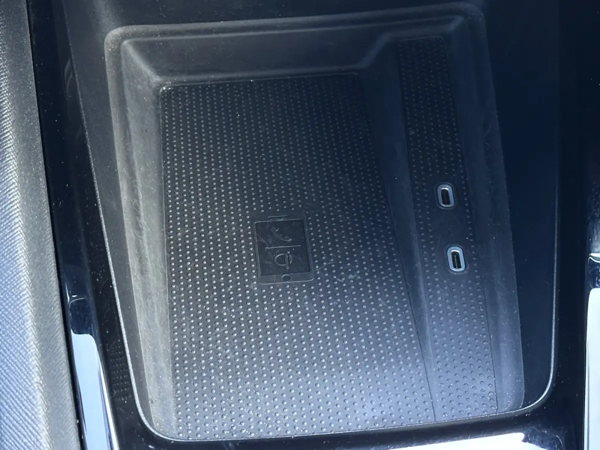 1.5 e-TSI Business Edition Plus|Trekhaak|Adaptive Cruise Control|17" velgen