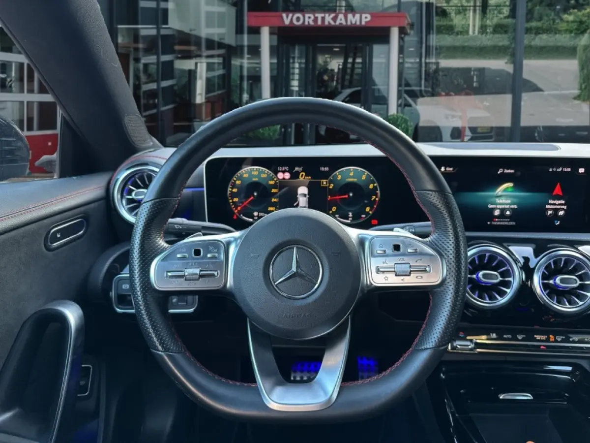 CLA 35 AMG 4MATIC WIDE-SCREEN/NIGHTPAKKET/STOELVERW