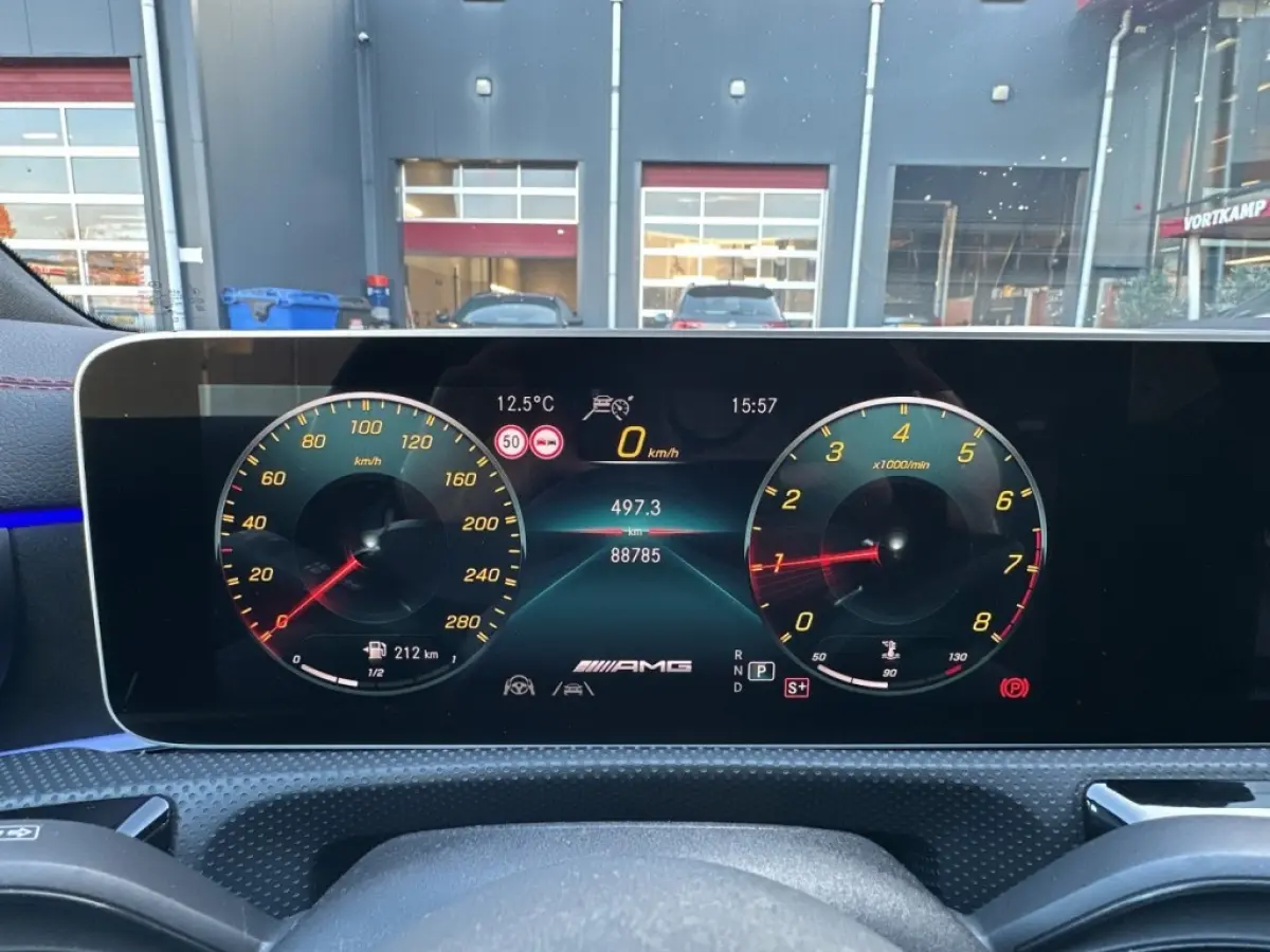 CLA 35 AMG 4MATIC WIDE-SCREEN/NIGHTPAKKET/STOELVERW