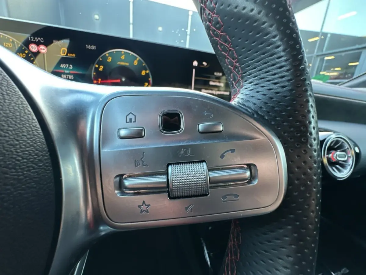 CLA 35 AMG 4MATIC WIDE-SCREEN/NIGHTPAKKET/STOELVERW