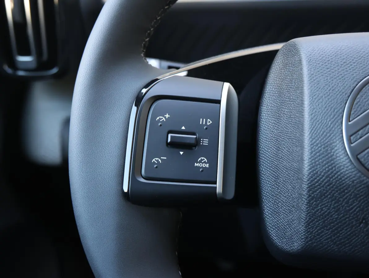 Max 113pk Comfort Range 44 kWh | Navigatie | Camera | Lichtmetalen velgen | Uit voorraad leverbaar