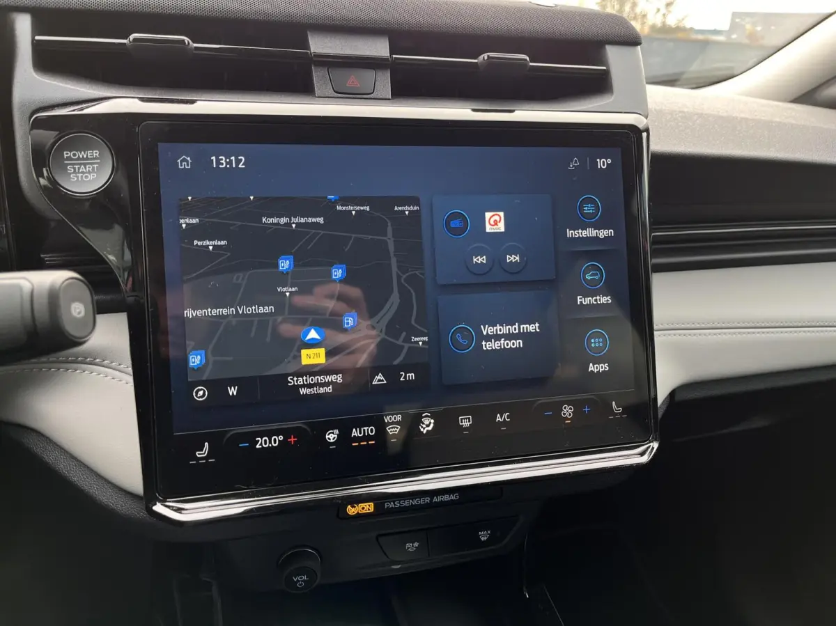 Premium 44 kWh 169PK Winterpack Matrix-LED Elek. Achterklep Camera B&O Keyless Climate Privacy Glass *Nieuwstaat*
