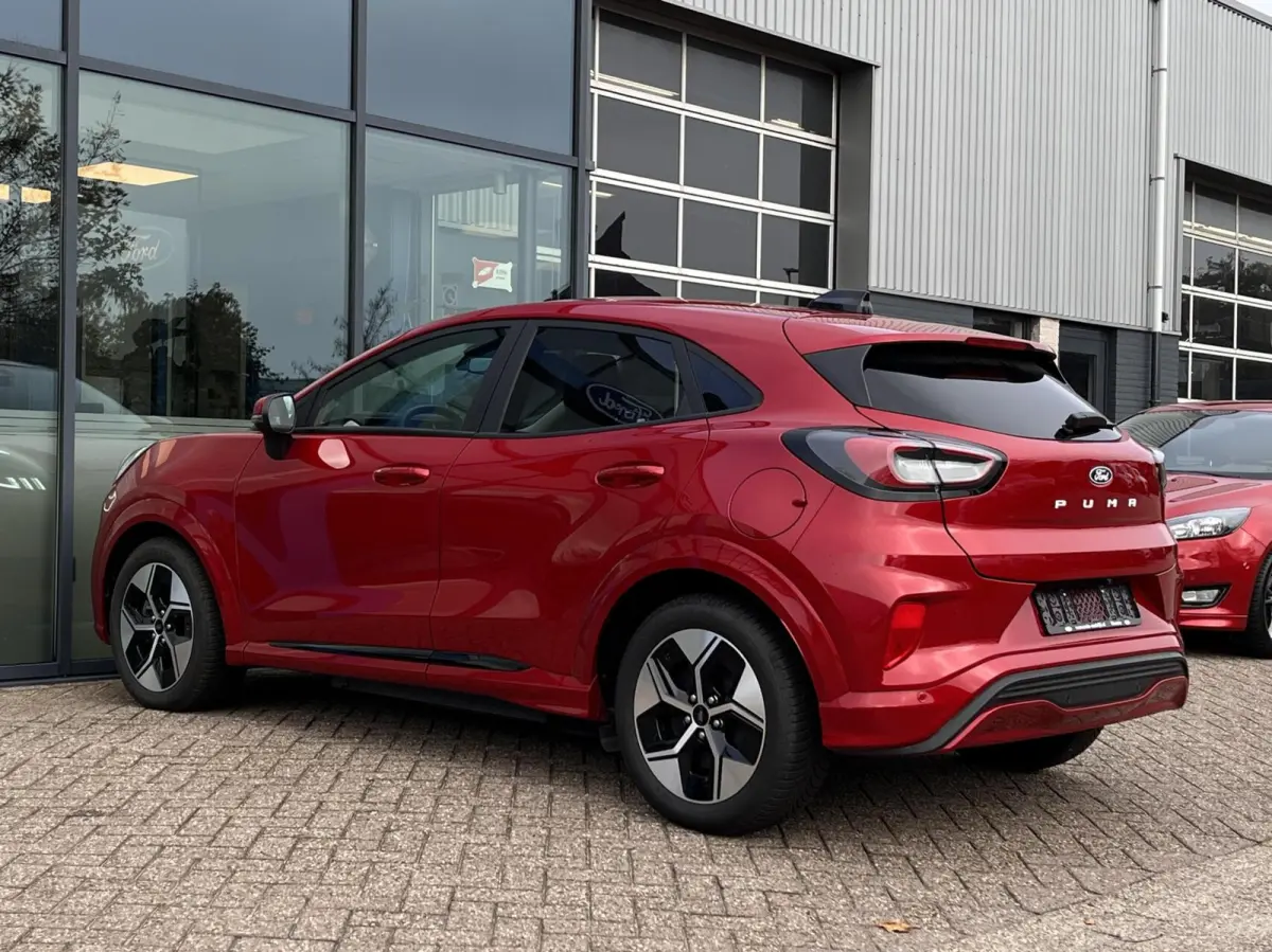 Premium 44 kWh 169PK Winterpack Matrix-LED Elek. Achterklep Camera B&O Keyless Climate Privacy Glass *Nieuwstaat*