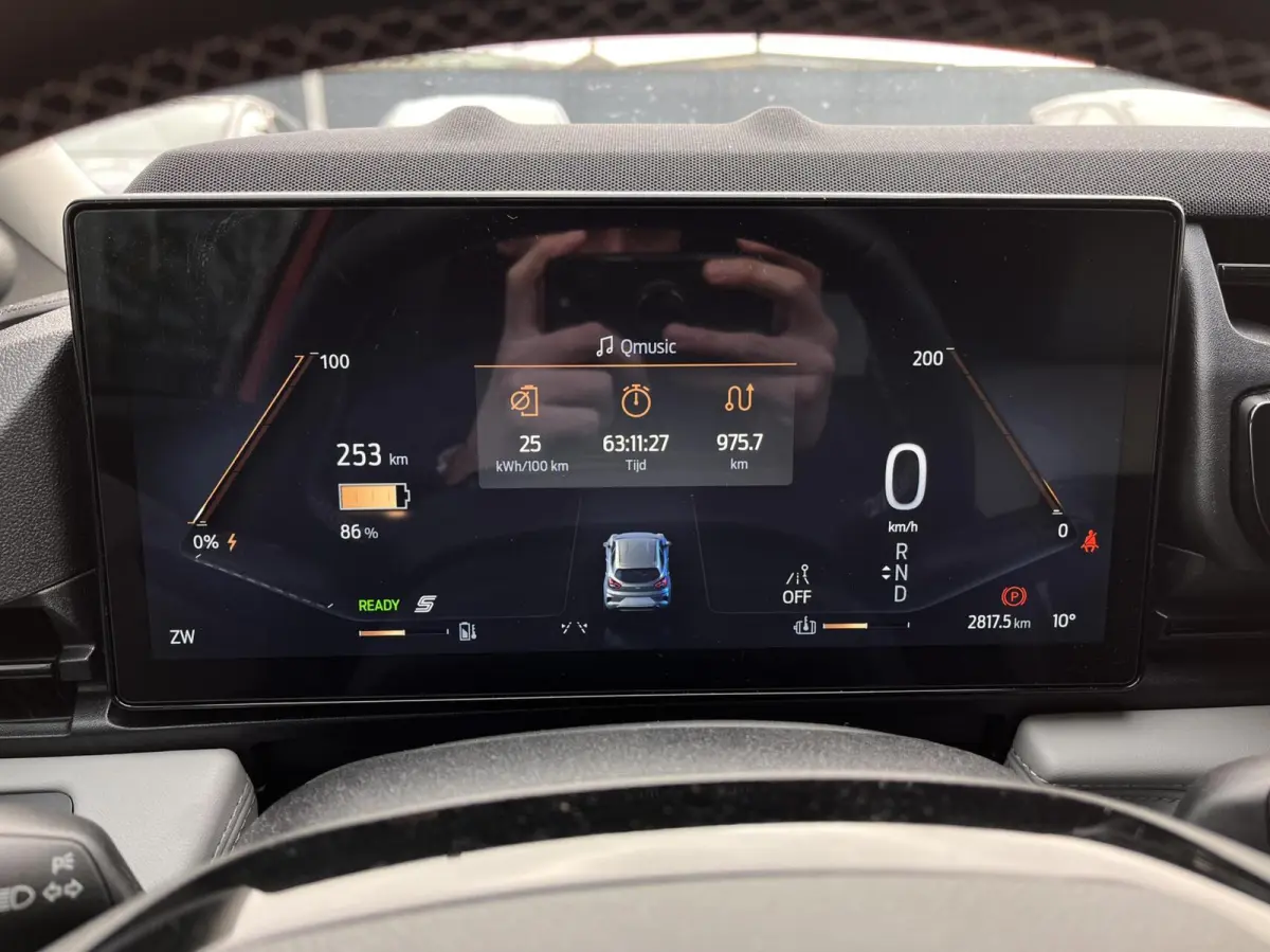 Premium 44 kWh 169PK Winterpack Matrix-LED Elek. Achterklep Camera B&O Keyless Climate Privacy Glass *Nieuwstaat*