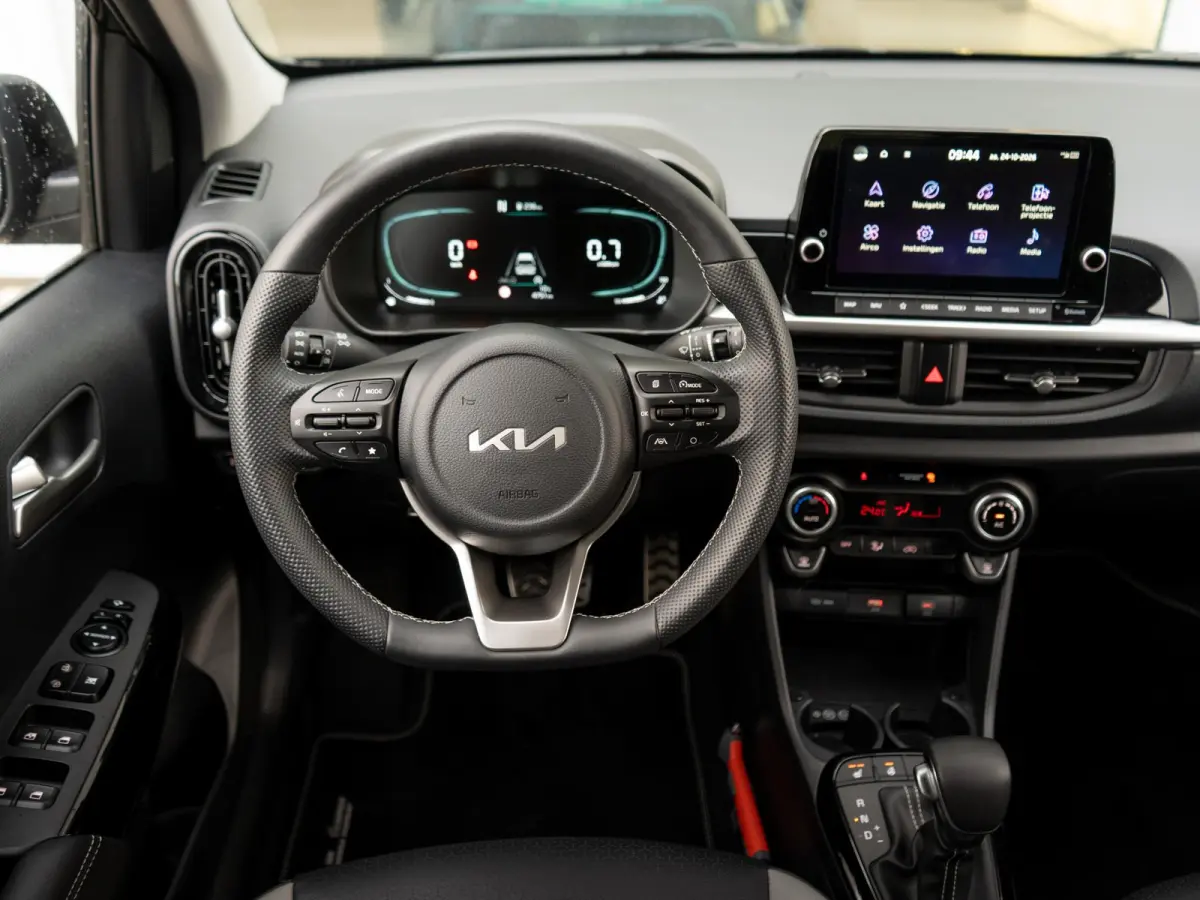 1.0 DPI GT-Line AUTOMAAT | ALS NIEUW | Schuifkanteldak | Navigatie | Stoel en stuurverwarming |