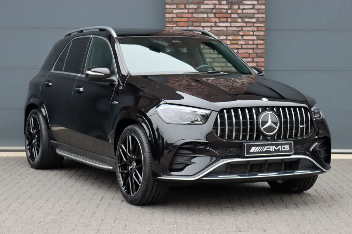 AMG 53 Hybrid 4MATIC+ Premium+ | Luchtvering | Distronic | Stoelventilatie | Massage | Trekhaak | HUD | Vlakkenverwarming | Panoramadak | Burmester | Surround Camera |