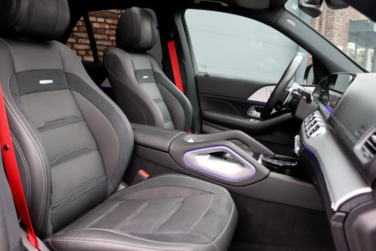 AMG 53 Hybrid 4MATIC+ Premium+ | Luchtvering | Distronic | Stoelventilatie | Massage | Trekhaak | HUD | Vlakkenverwarming | Panoramadak | Burmester | Surround Camera |