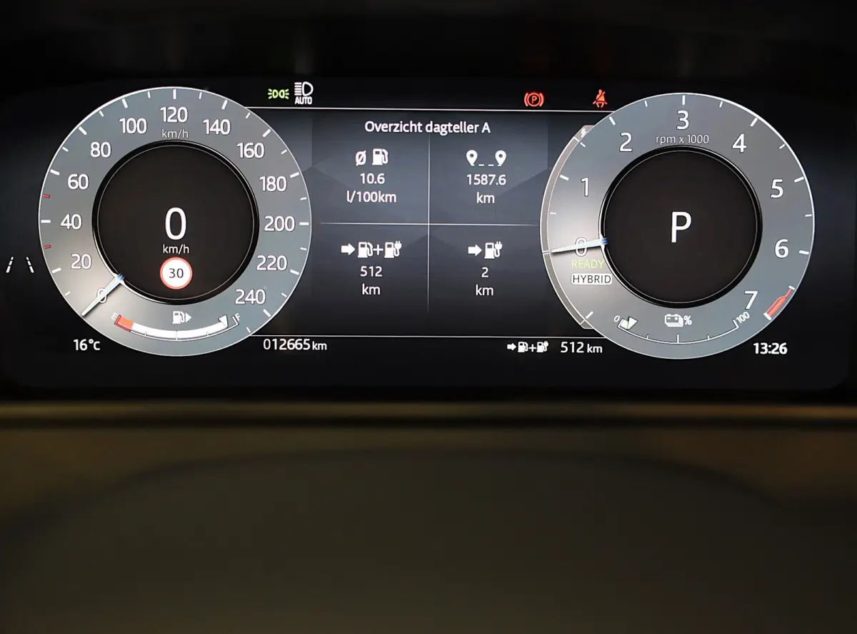 2.0 P400e R-Dynamic HSE / Acc / Lane Assist / Dode Hoek / 360 Camera / Memory / Meridian / Leder