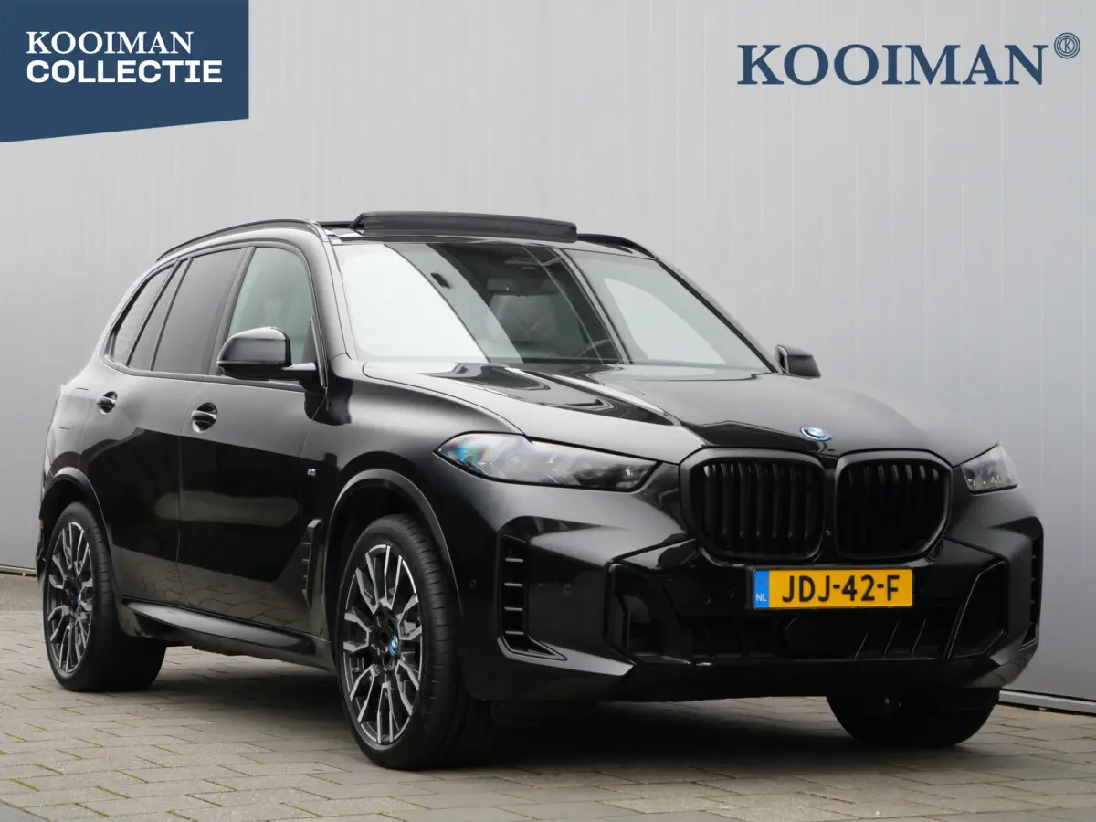 xDrive50e 490 Pk Automaat M-pakket / Leer / Pano-dak / Trekhaak / Camera's / DAB