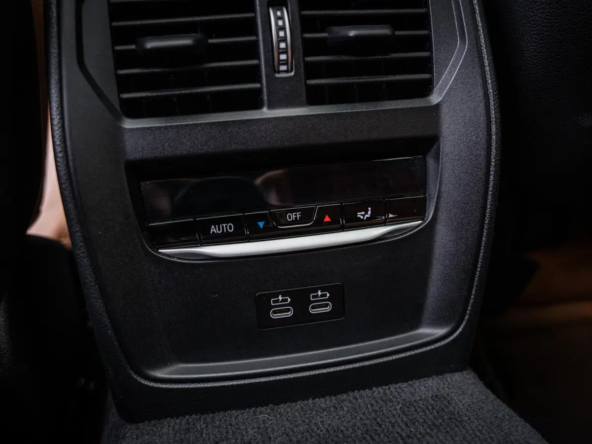 330e xDrive M-Sport Pro - Pano l M-Kuipstoel l H/Kardon