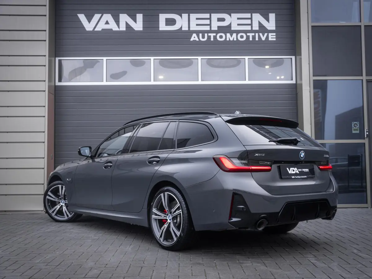 330e xDrive M-Sport Pro - Pano l M-Kuipstoel l H/Kardon