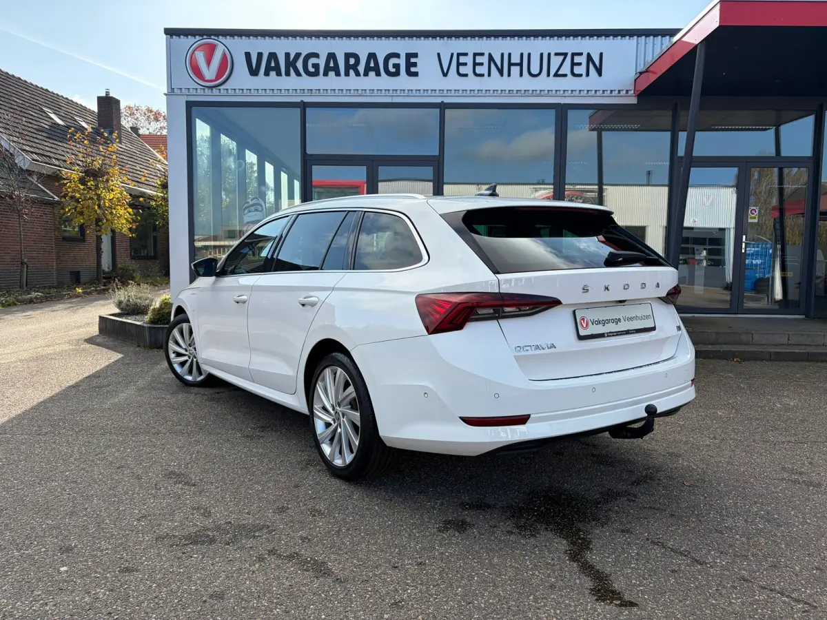 1.4 TSI iV PHEV Business Edition Plus|Rijklaar prijs|Pano dak|Elek. stoel|Memory|Carplay|