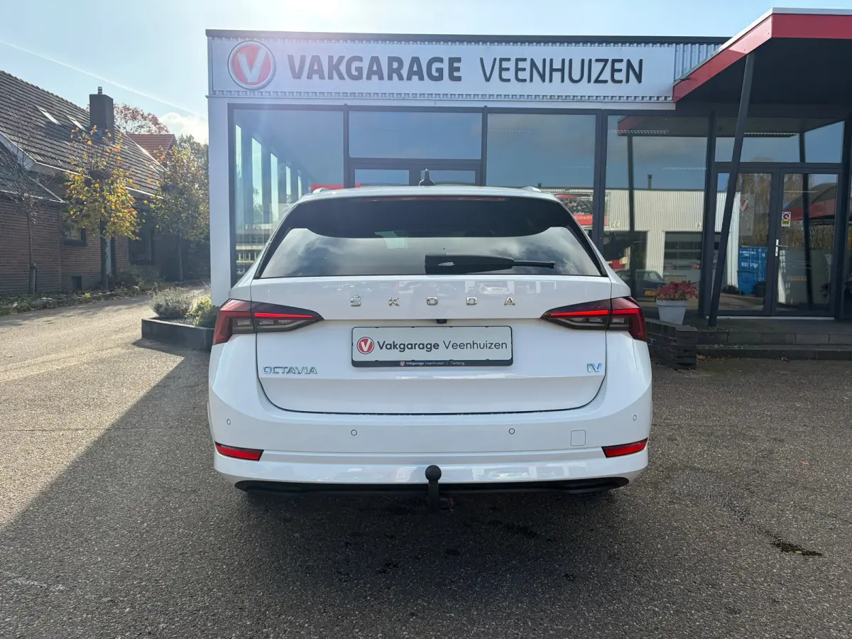 1.4 TSI iV PHEV Business Edition Plus|Rijklaar prijs|Pano dak|Elek. stoel|Memory|Carplay|