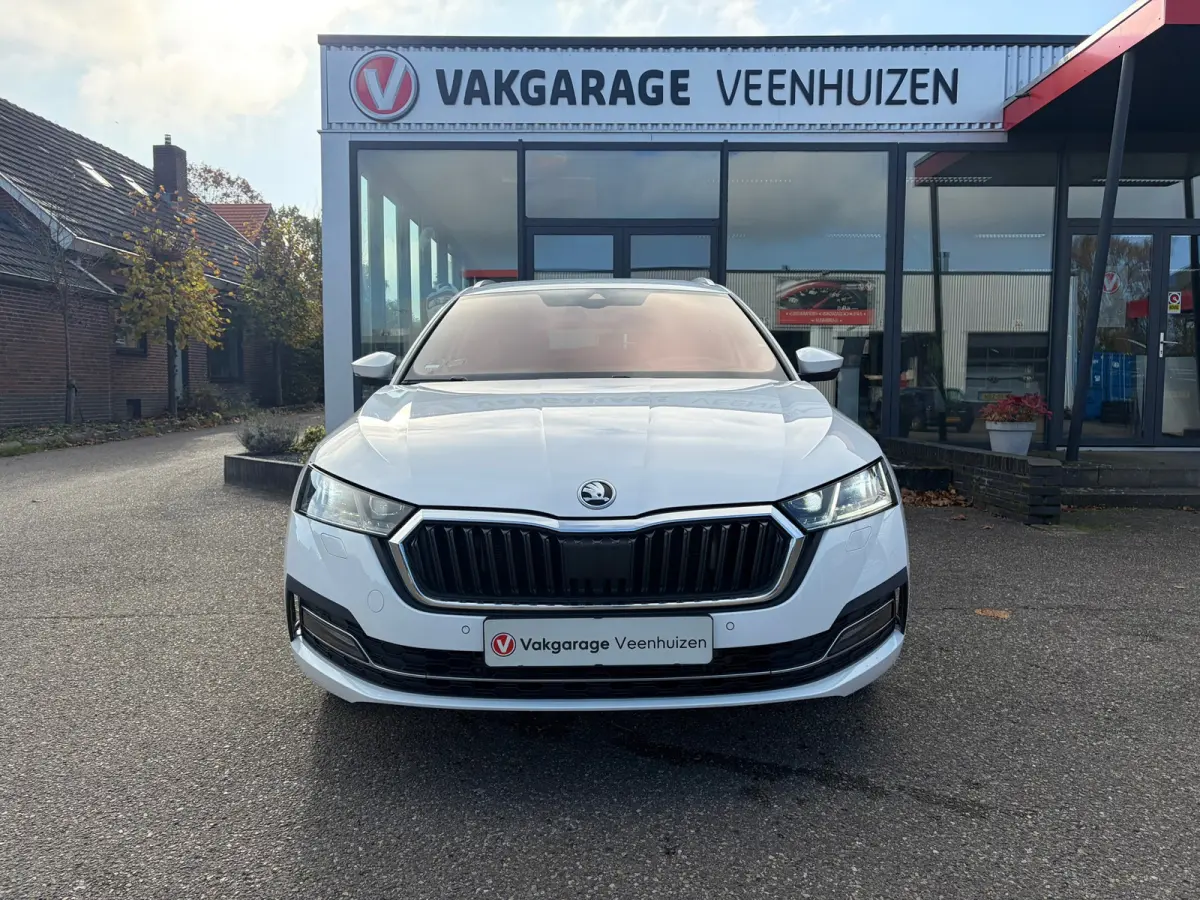 1.4 TSI iV PHEV Business Edition Plus|Rijklaar prijs|Pano dak|Elek. stoel|Memory|Carplay|