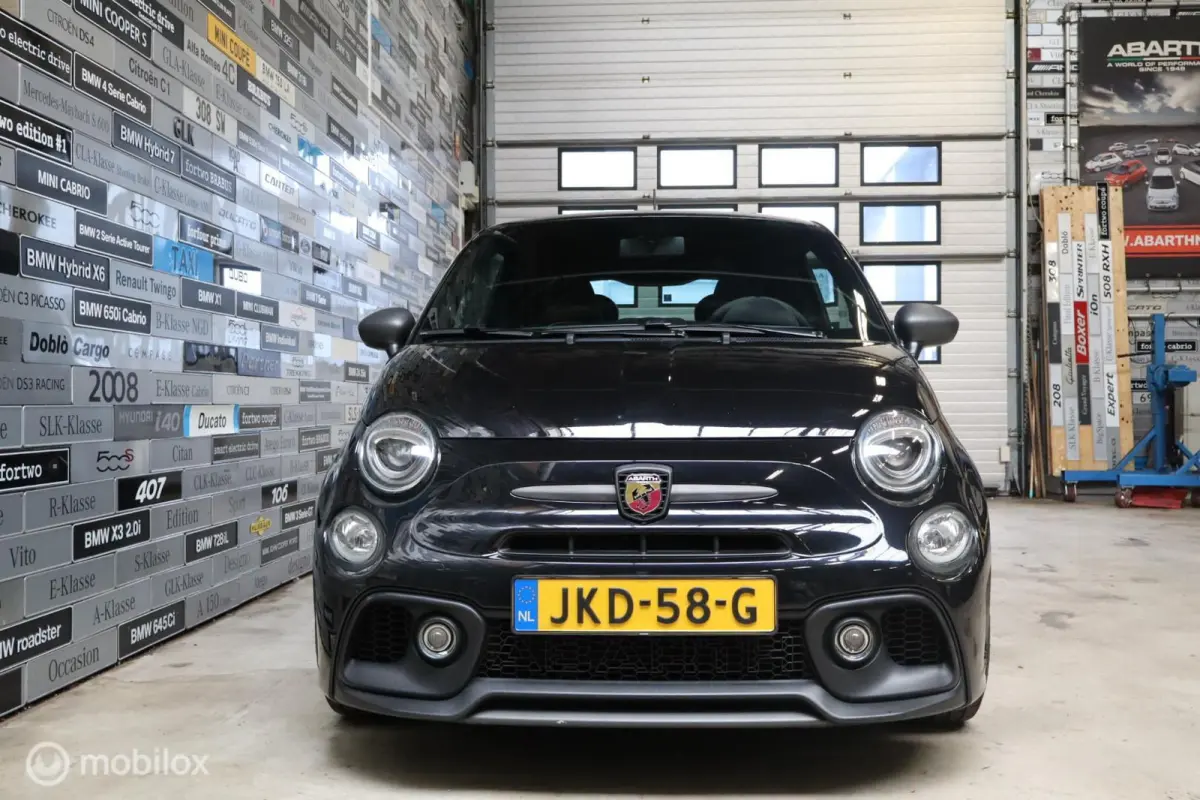 1.4 T-Jet Abarth 595 Competizione 180Pk + Carplay