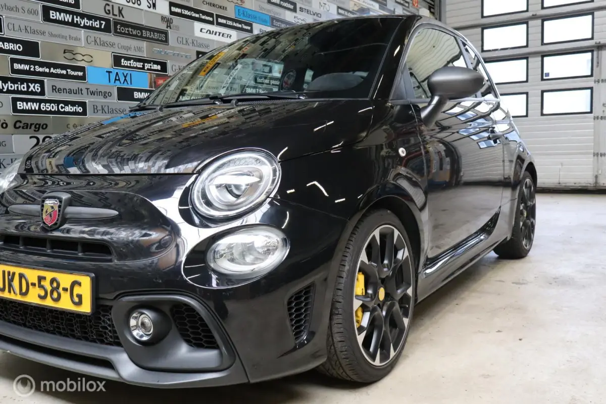 1.4 T-Jet Abarth 595 Competizione 180Pk + Carplay