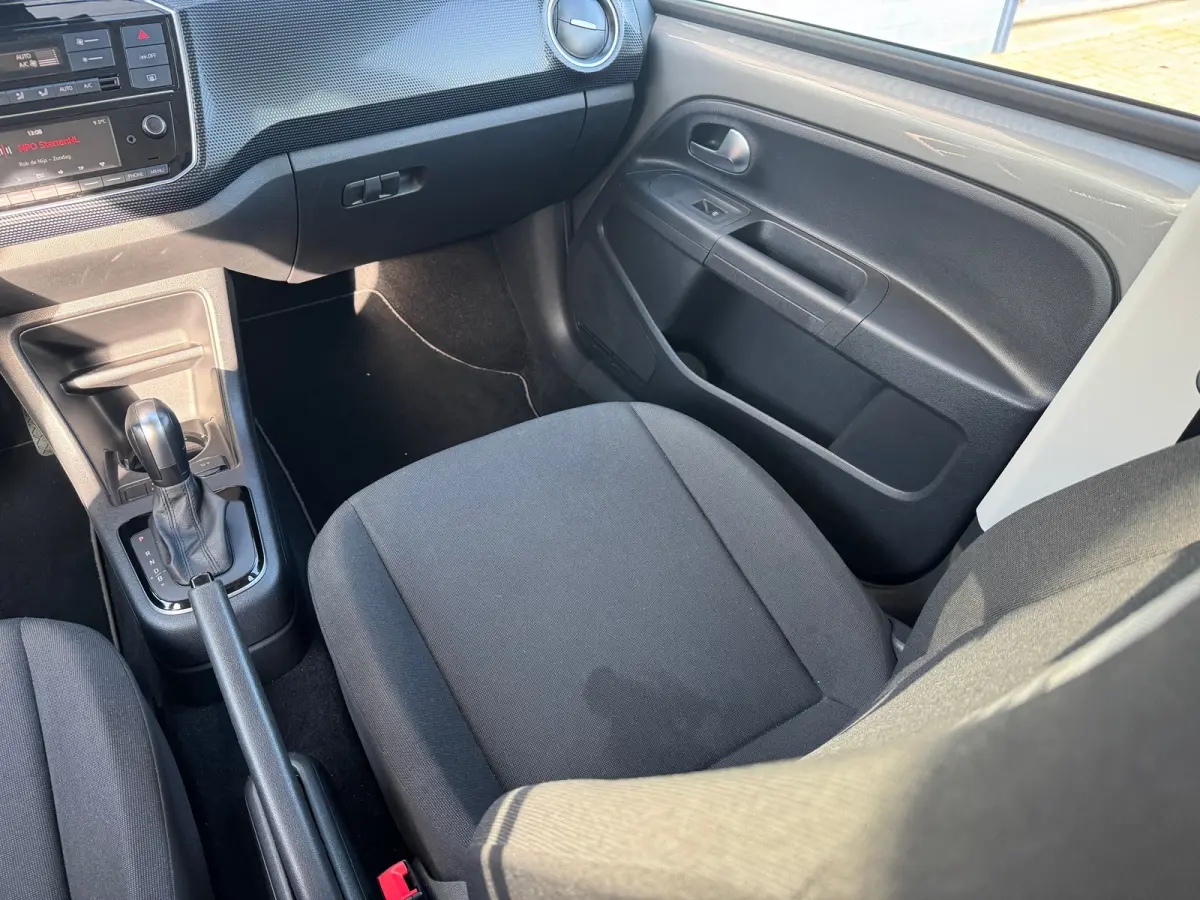 cruise control | elektrische ramen voor| Nette auto! | Tweede eigenaar