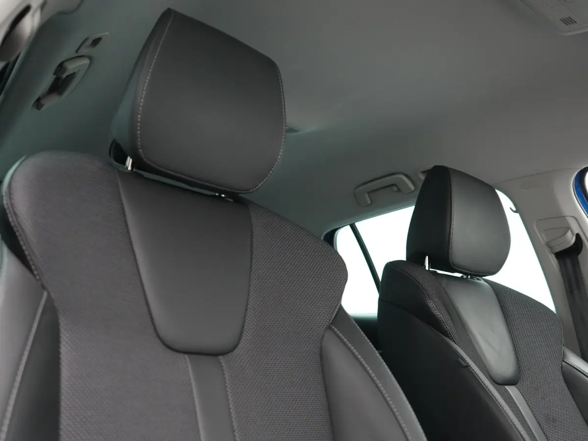 1.4 TSI iV Style PHEV 204pk Dealer O.H | Adaptive Cruise | Head Up | Crystal LED | Camera | Sportstoelen Memory & Verwarmd | Keyless | BLIS | Apple Carplay | Stuurverwarming | Travel Assist 