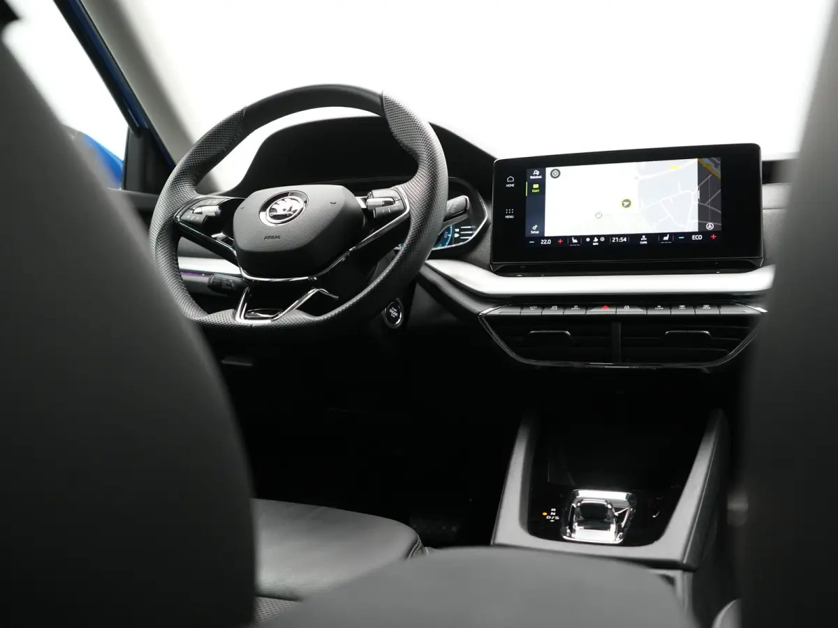1.4 TSI iV Style PHEV 204pk Dealer O.H | Adaptive Cruise | Head Up | Crystal LED | Camera | Sportstoelen Memory & Verwarmd | Keyless | BLIS | Apple Carplay | Stuurverwarming | Travel Assist 