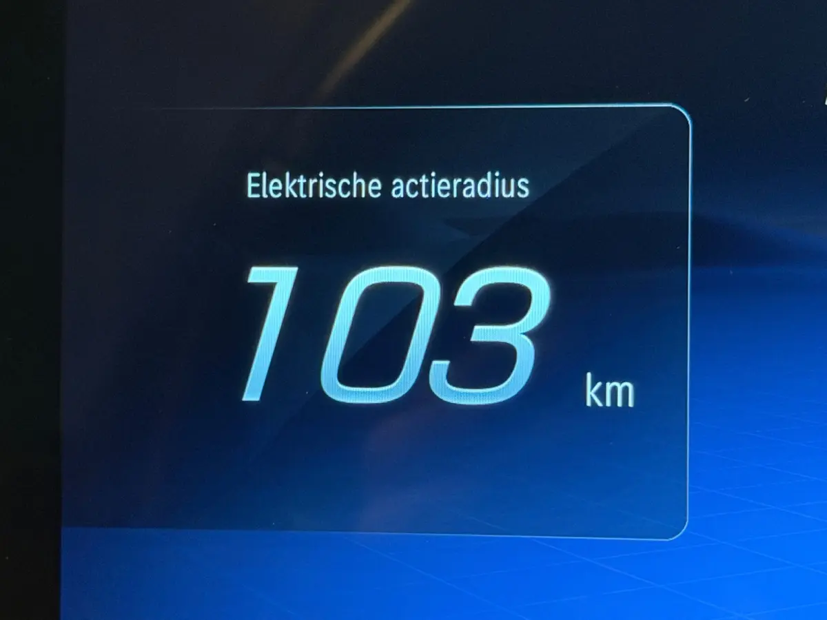 300 e AMG Line Panodak Night Carplay