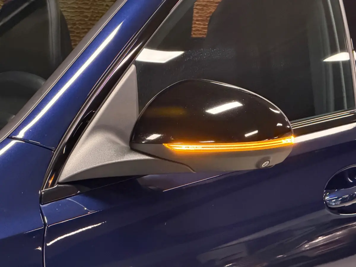 300 e AMG Line Panodak Night Carplay