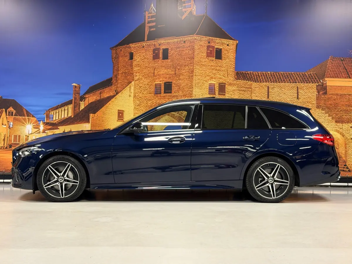 300 e AMG Line Panodak Night Carplay