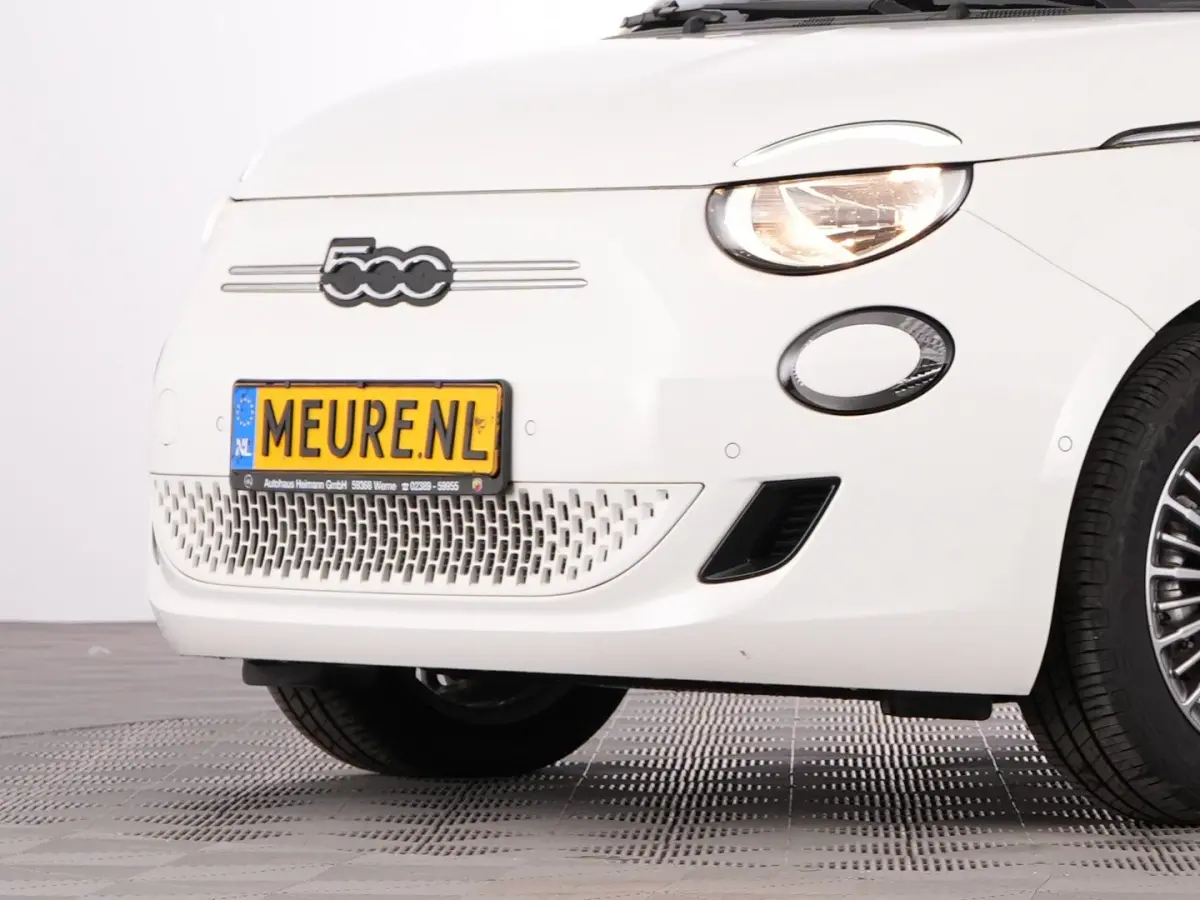 Icon Plus 42 kWh | VELGEN | STOELVERWARMING | CAMERA | BLISS | SOH 98,43% !