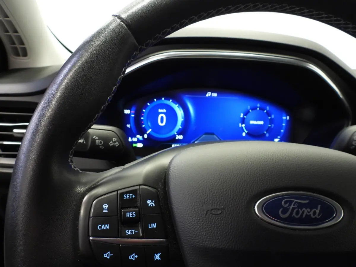 1.0 EcoBoost Titanium X Business NAVI/CAMERA/ADAPT.CRUISE/LED/16"LMV!