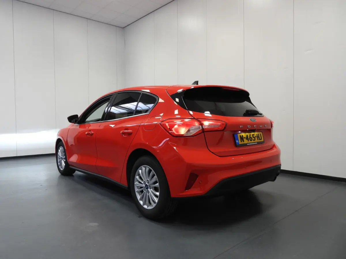 1.0 EcoBoost Titanium X Business NAVI/CAMERA/ADAPT.CRUISE/LED/16"LMV!