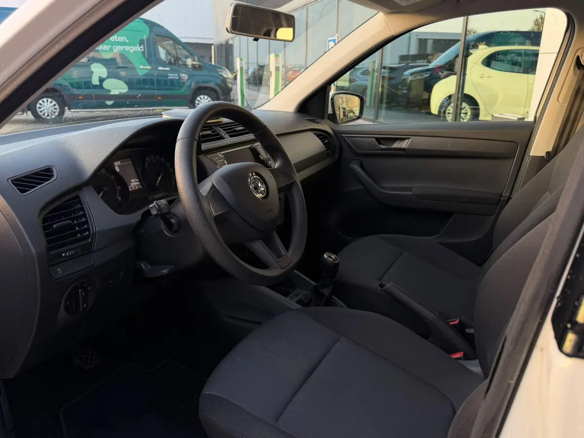 1.0 Active | TREKHAAK | CRUISE CONTROL | AIRCO |