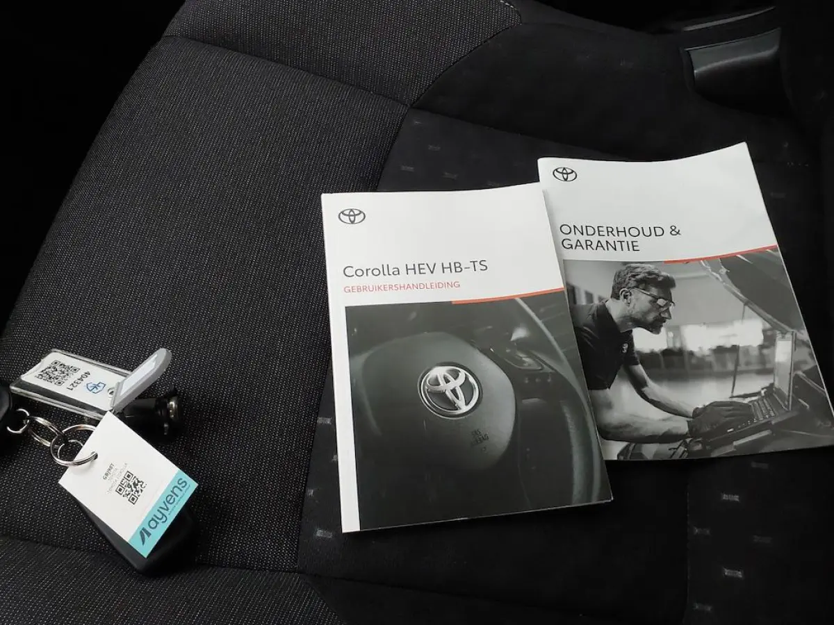 HYBRID 140 ACTIVE I AUTOMAAT I P-CAMERA I APPLE CARPLAY I ADAPTIVE CRUISE CONTROL