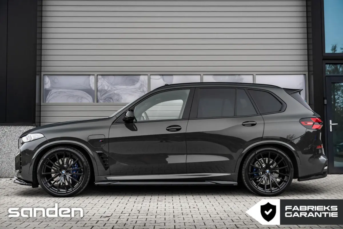 xDrive50e M Sport Pro|Dravit|M Seats|Sky Lounge|B&W