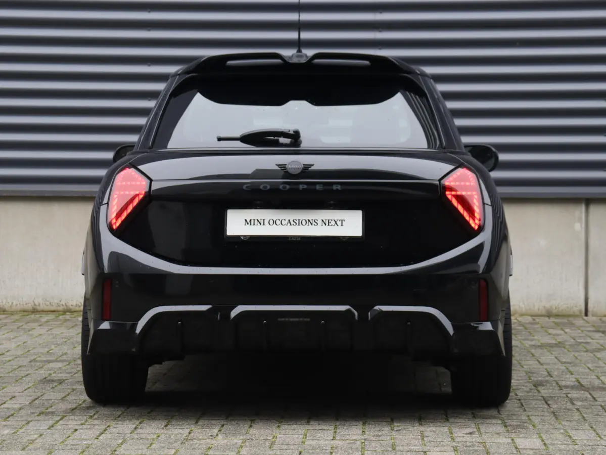 1.5 Cooper C John Cooper Works Trim | Pakket L