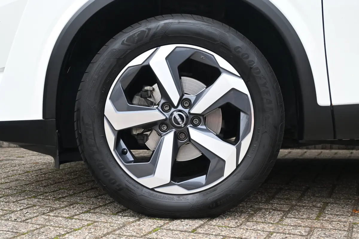 1.3 MHEV Xtronic Tekna | Vol-Leder | Elektr. Stoelen | HeadUp-Display | 360 Camera | Stoelverwarming | Dodehoek-Detectie | !!